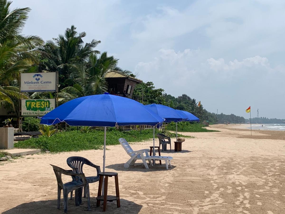 Hotel Anveela à Beruwala Extérieur photo