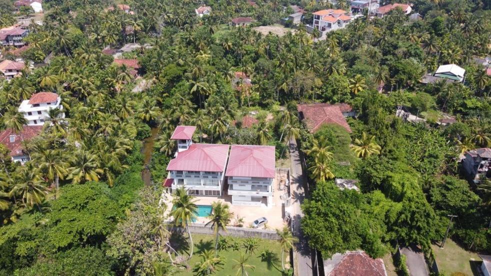 Hotel Anveela à Beruwala Extérieur photo
